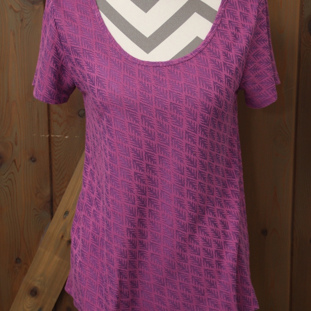 LuLaRoe Classic T